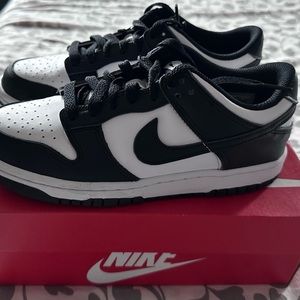 Nike Panda Dunks (GS) 5Y